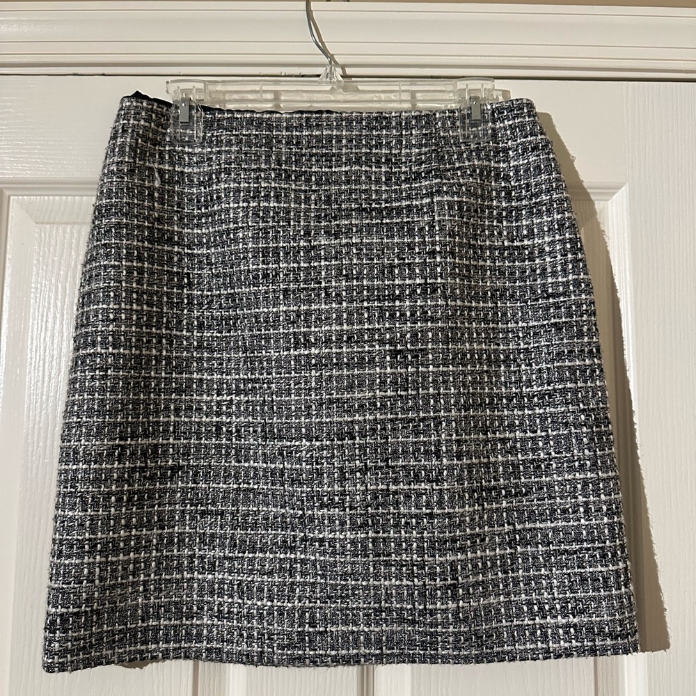 White House Black Market Monochrome Tweed Pencil Skirt